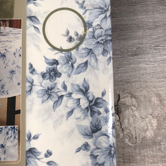 SHABBY CHIC Fabric Tablecloth 60x102 - Picture 5 of 5